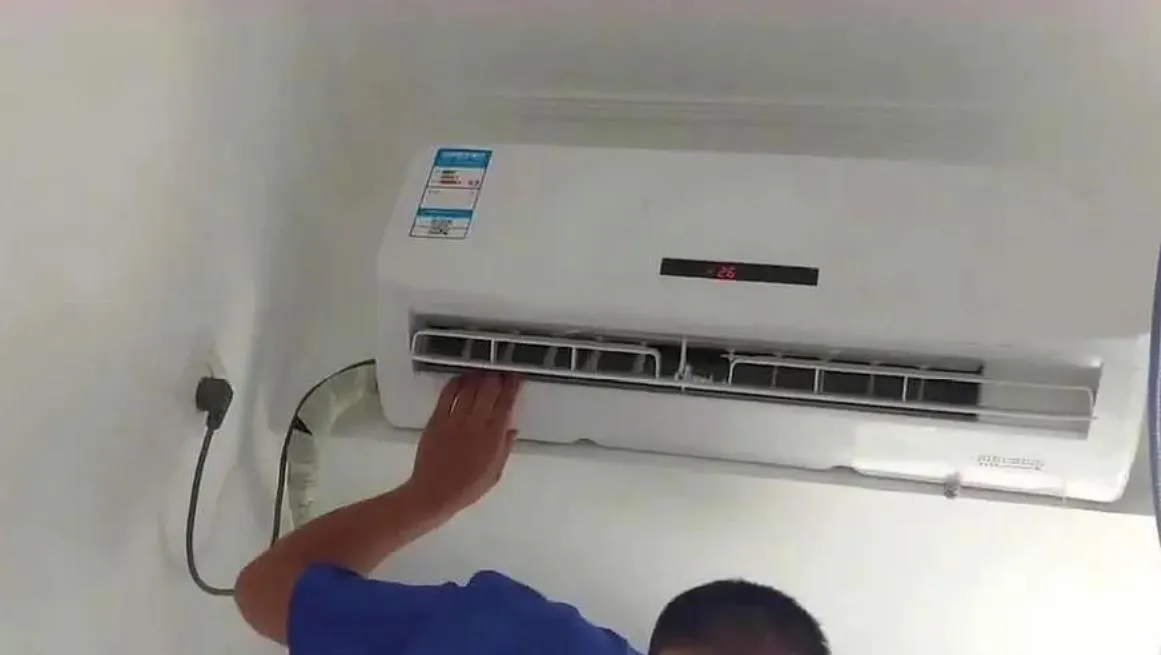 空調老是漏水怎么回事