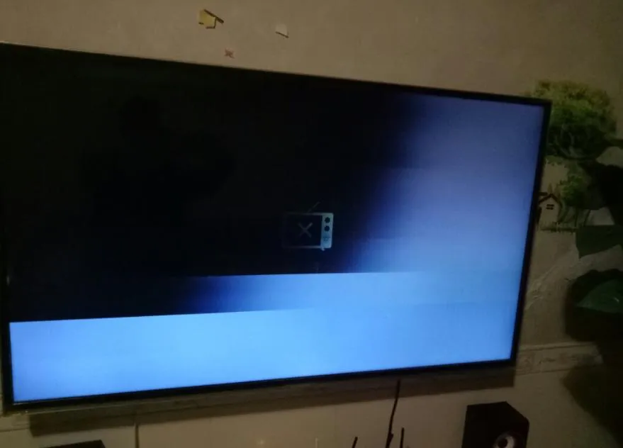 電視機開了一會就黑屏