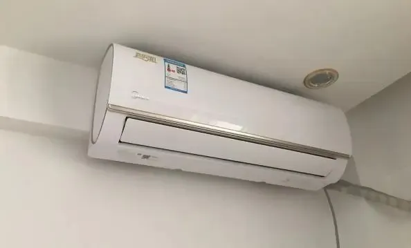 壁掛空調漏水怎么辦