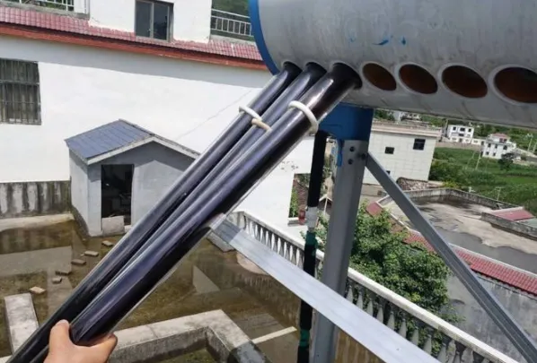 太陽能熱水器怎么清洗