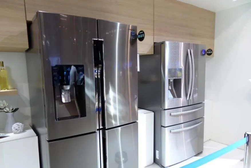 三星冰箱兩側發熱怎么回事