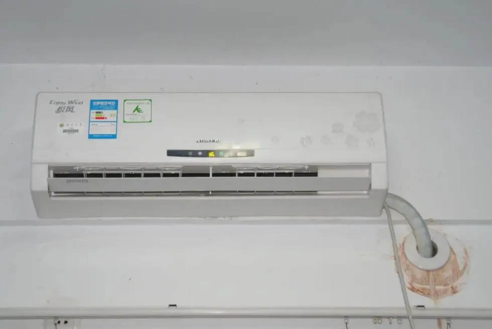 為什么空調內機會漏水