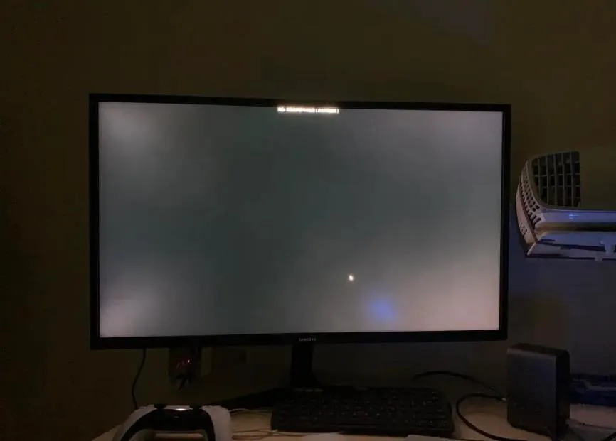 電視漏光是什么原因