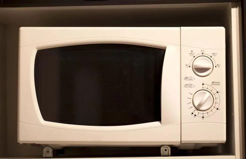 微波爐不轉是怎么回事