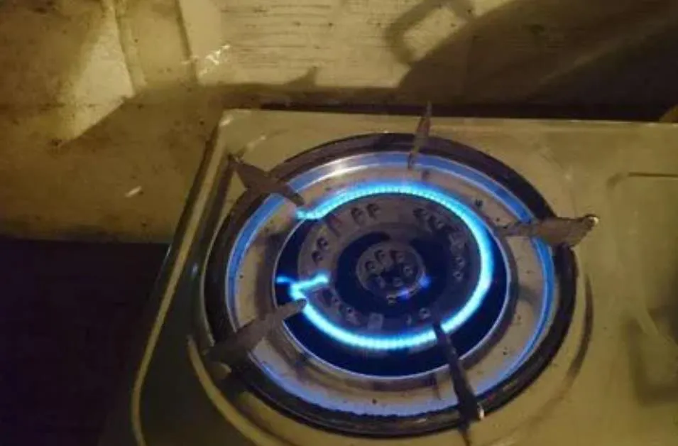 燃氣灶突然不著火了怎么辦