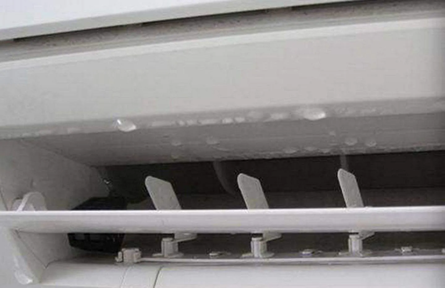 空調漏水是什么原因