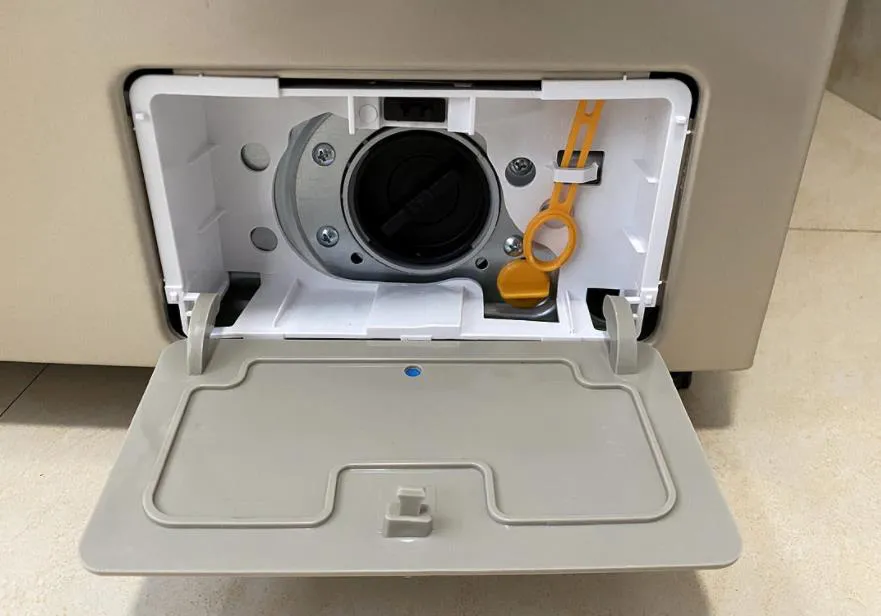 洗衣機底部漏水怎么辦