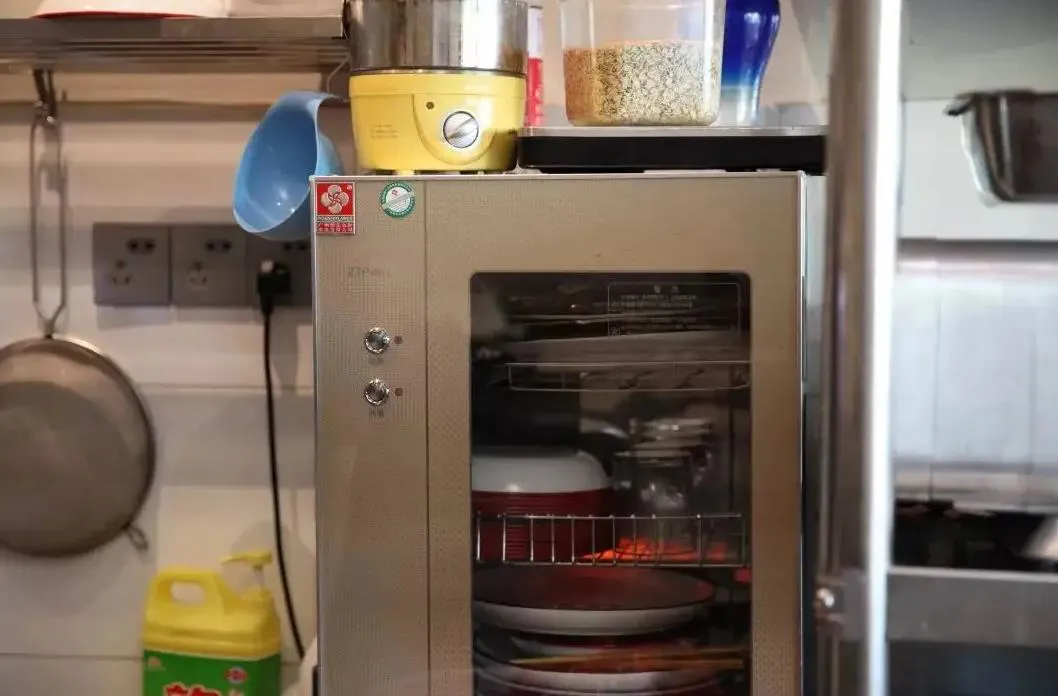 消毒柜有異味怎么辦