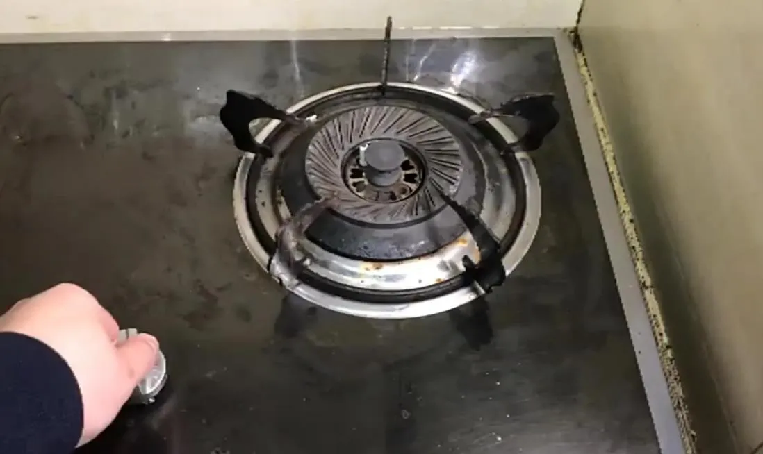 燃氣灶不能打火怎么修