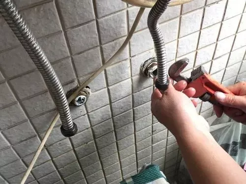 熱水器內螺紋漏水怎么修