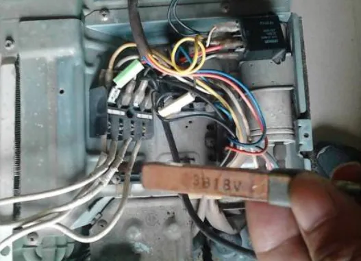 空調主機不轉是什么原因