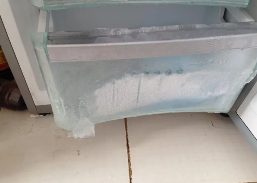 冰箱冷凍室有水怎么辦
