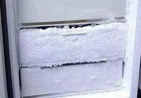 冰箱結(jié)冰怎么快速除冰