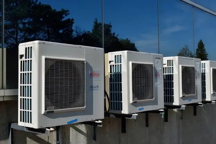 中央空調(diào)室外機(jī)噪音大原因