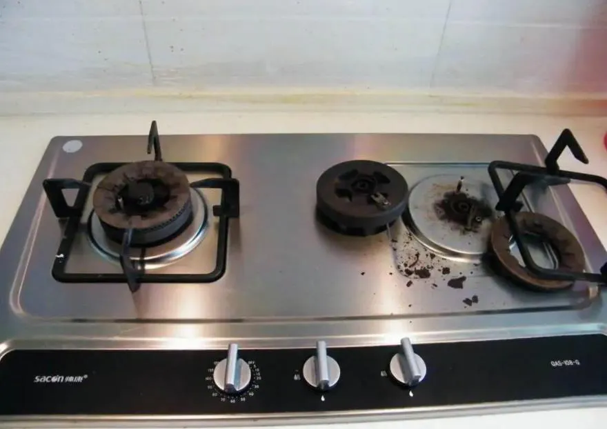 燃氣灶打火后一直響怎么回事