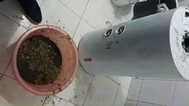 熱水器排污口怎么使用