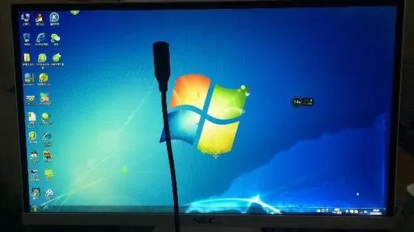 顯示器進(jìn)水后反應(yīng)慢了怎么解決