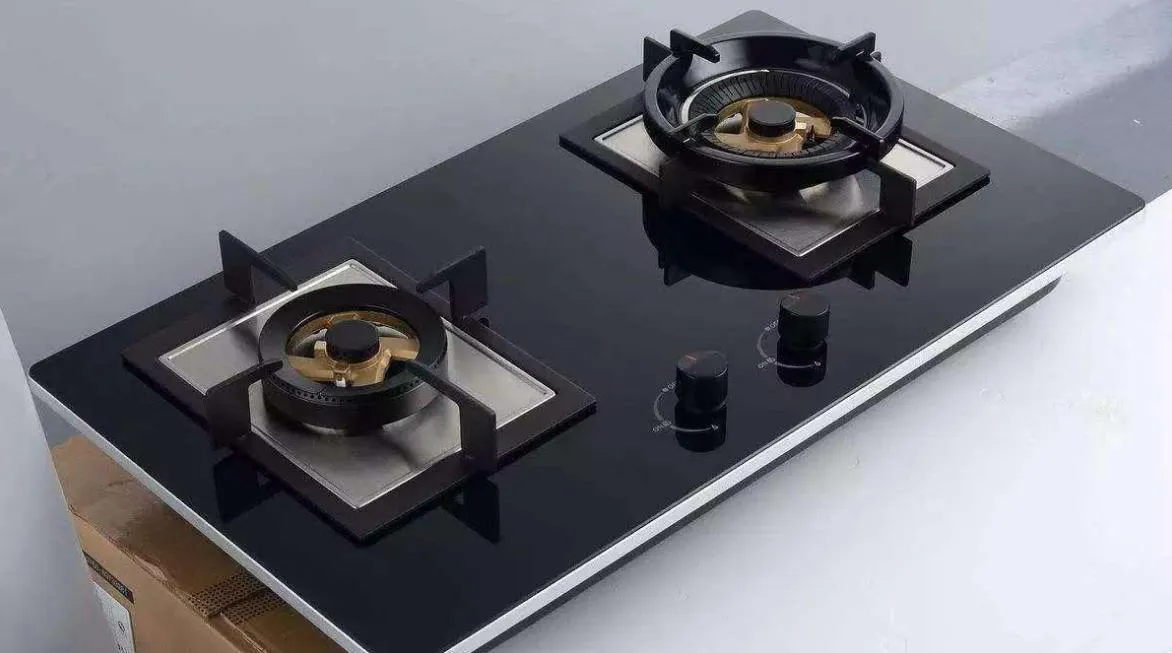 燃氣灶關火后彭一聲怎么回事