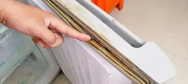 冰箱冷藏密封變形怎么處理