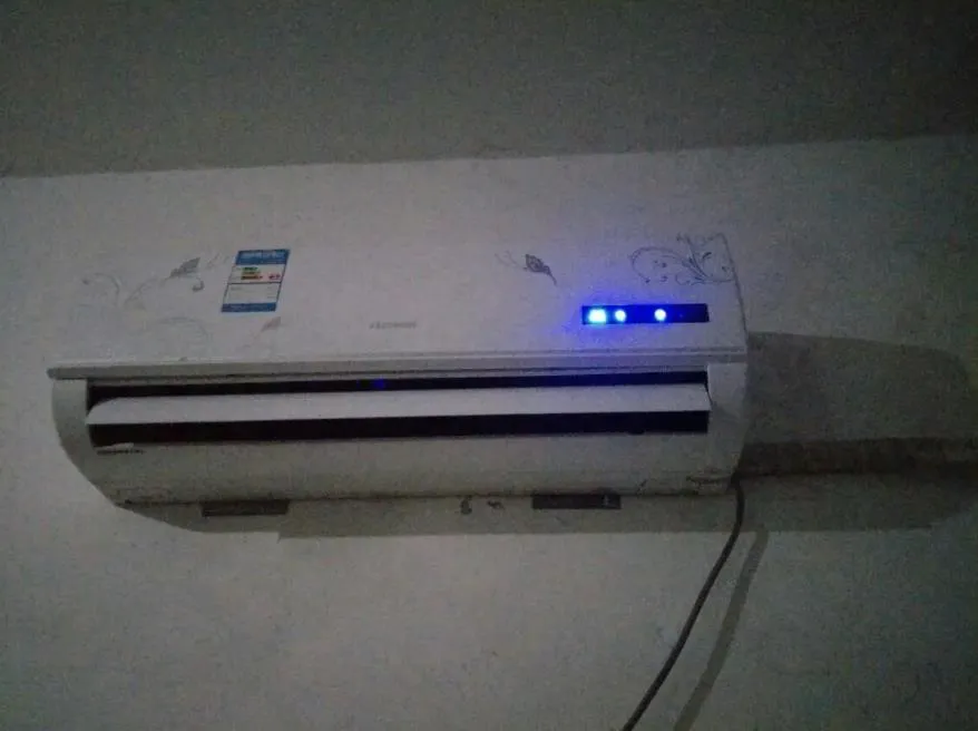 空調燈都不亮怎么回事