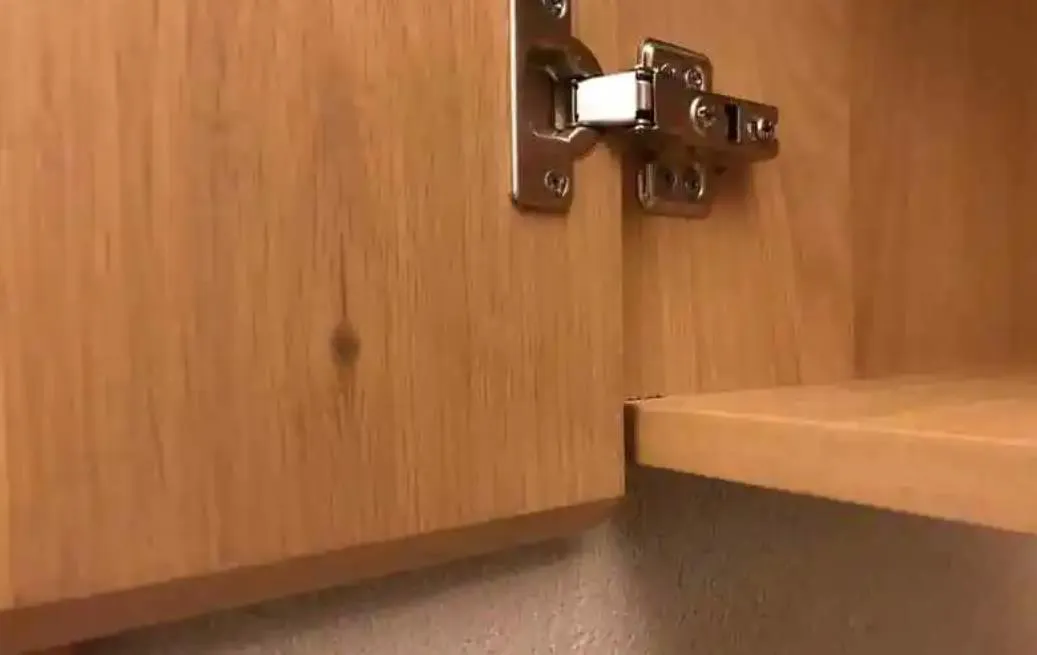 木柜門關不緊怎么辦