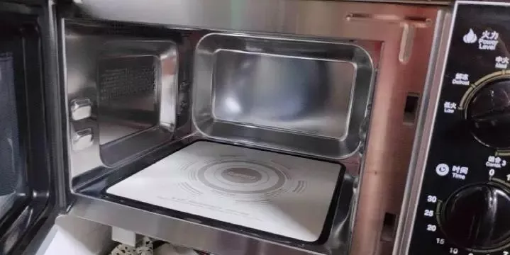 微波爐底盤鐵皮壞了怎么辦