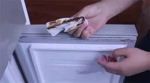 冰箱漏油怎么辦