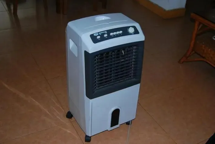 空調扇報警老響怎么辦