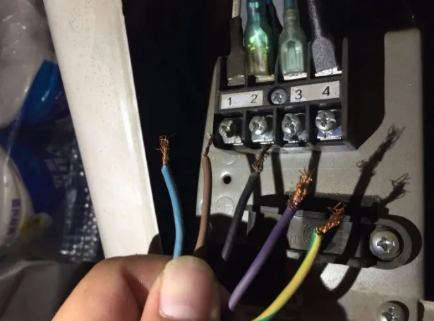 空調外機接線怎么區分