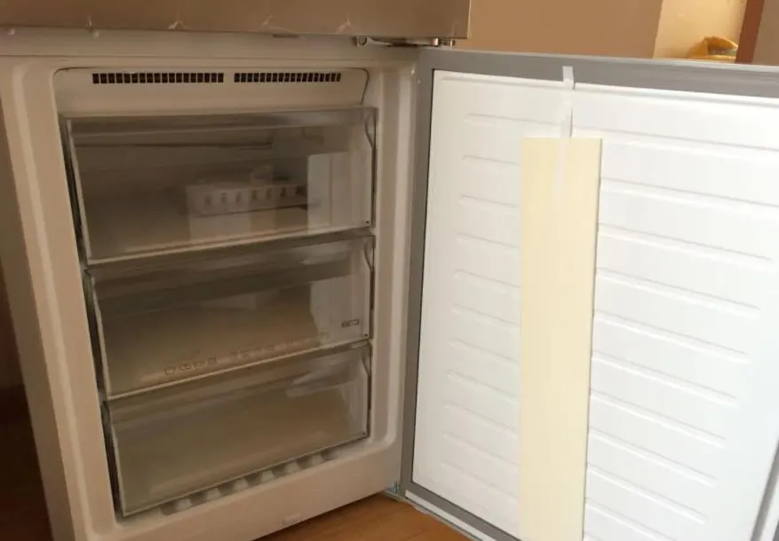 冰箱外殼變黃怎么清洗