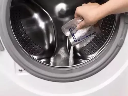 如何清洗滾筒全自動洗衣機(jī)
