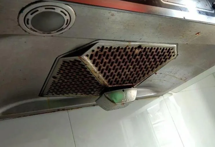 抽油煙機(jī)怎么清洗里面