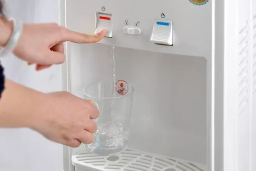 飲水機自動出水器不出水怎么辦