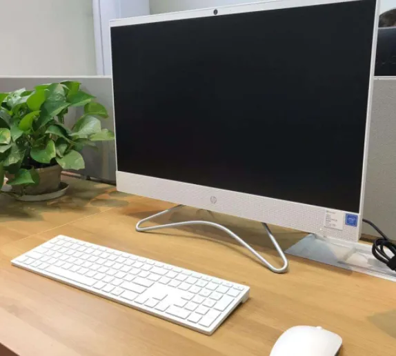 電腦液晶屏黑屏怎么修復(fù)