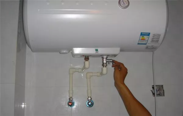 熱水器水管壓扁怎么辦