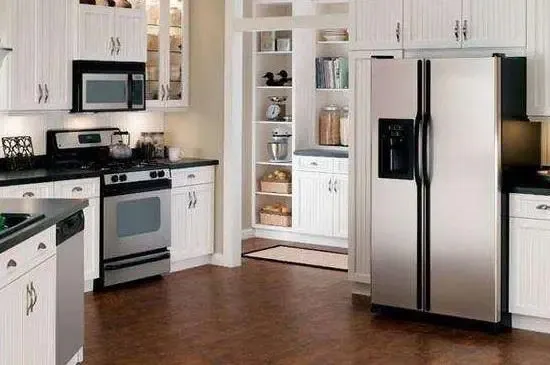 為什么冰箱兩側會發熱