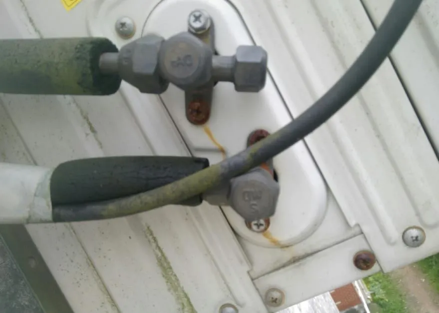 空調(diào)閥門滴水怎么辦