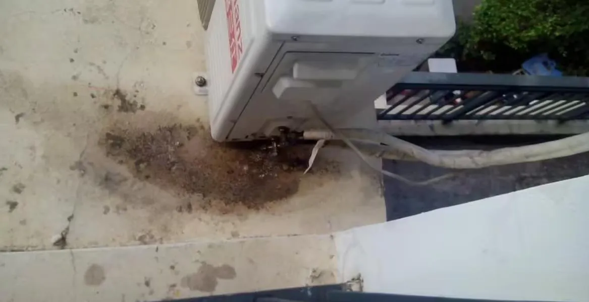 空調下邊漏水怎么回事