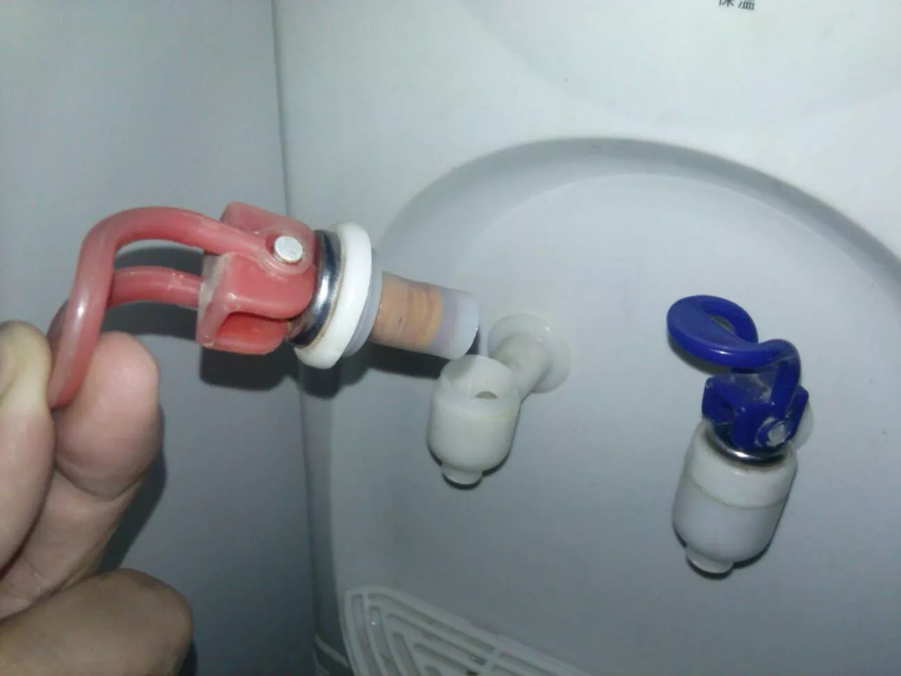 飲水機水一直不開怎么辦