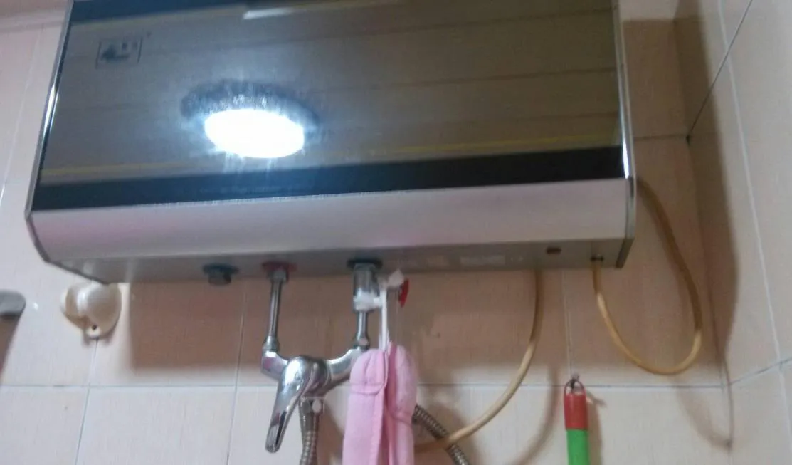 熱水器插電跳閘怎么辦