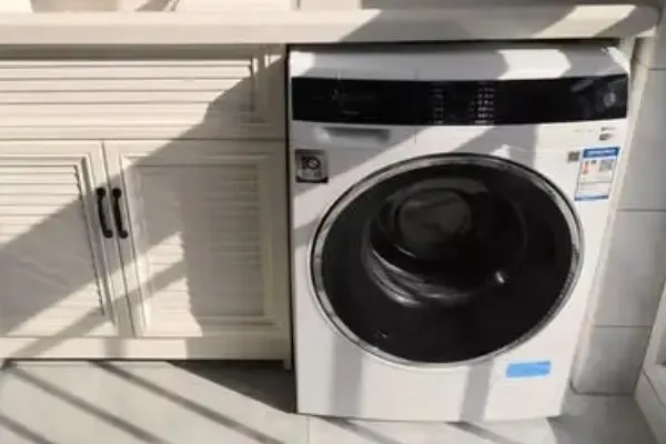 滾筒洗衣機機門漏水怎么辦