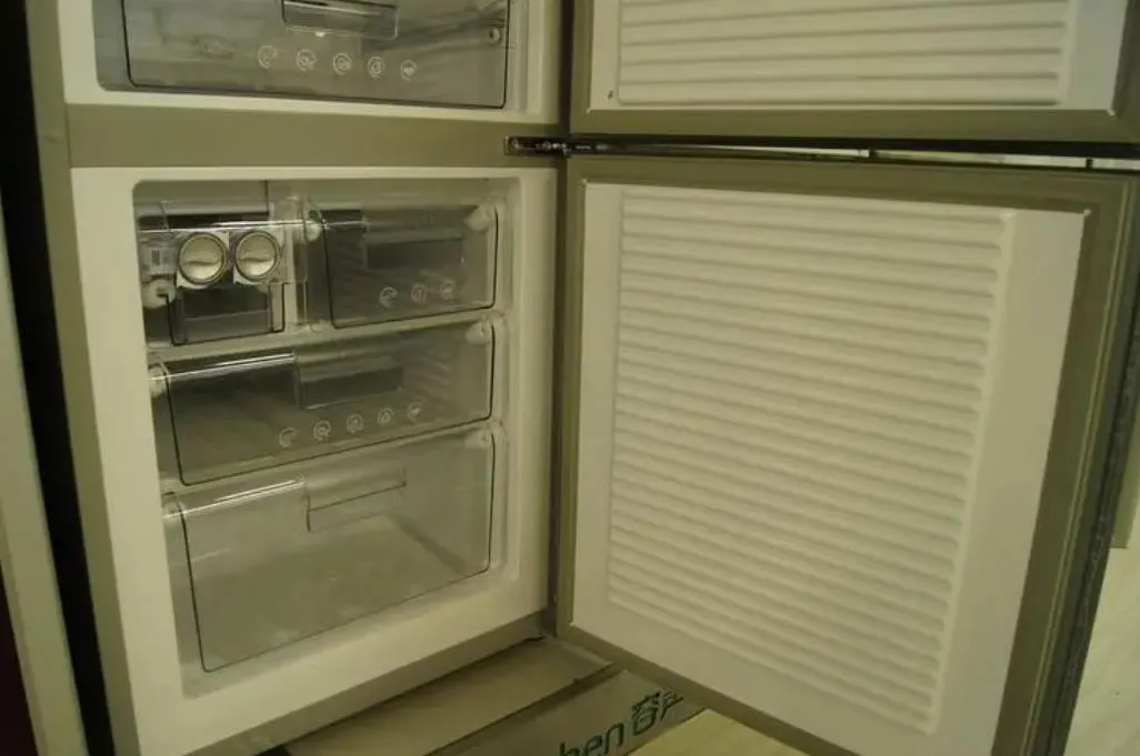 容聲無霜冰箱怎么會(huì)結(jié)冰