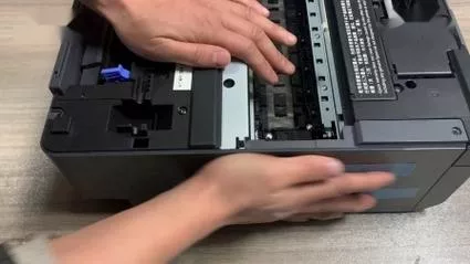 打印機進紙斷續(xù)怎么辦