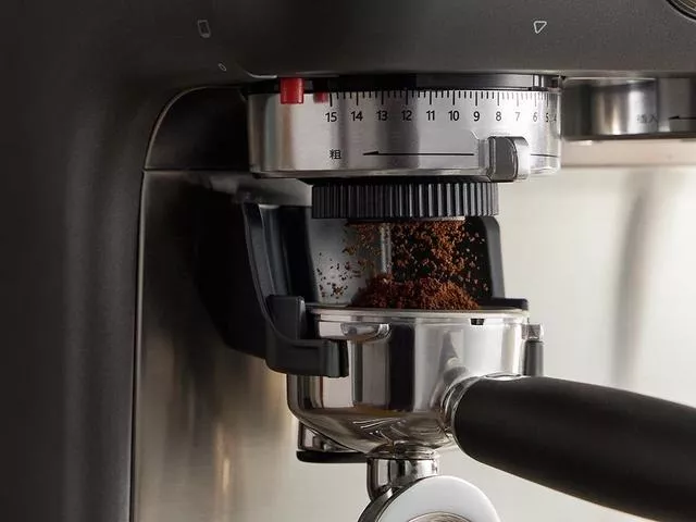 萃取咖啡機卡住了怎么修