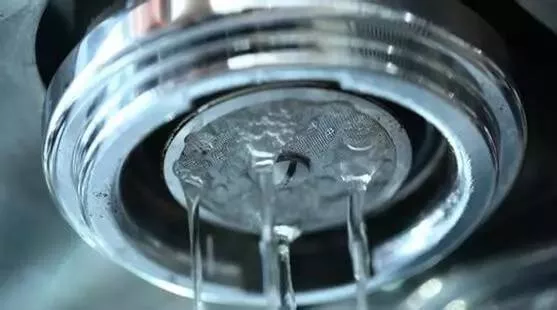 咖啡機(jī)沖煮頭脫落怎么辦