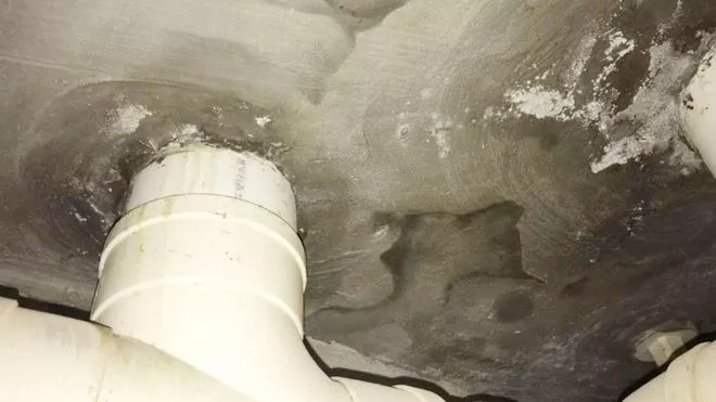 地漏下方開口漏水怎么處理