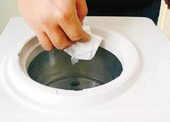 飲水機涼水不出怎么辦