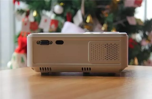 投影儀左上角閃爍怎么辦