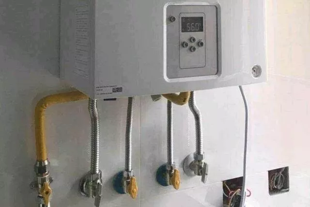 壁掛爐循環水管漏水怎么辦