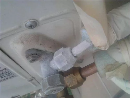空調外機螺母結霜怎么辦